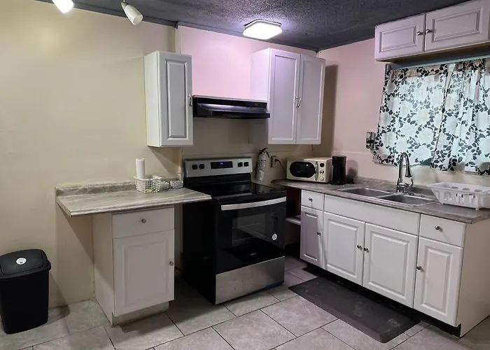 Comforting Getaway-Sleeps 6-Walk To Falls!